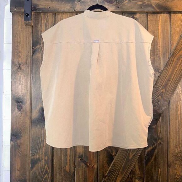 NWOT FIGS Rafela Scrub Top - Picture 2 of 5